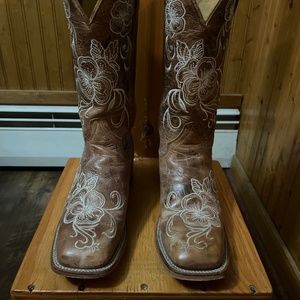 Shayanne leather boots